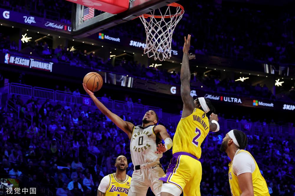 现出稳定的 现出稳定的