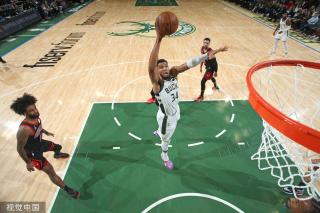 他仍在关键 他仍在关键