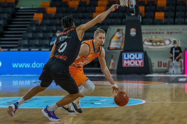 保护队友 保护队友