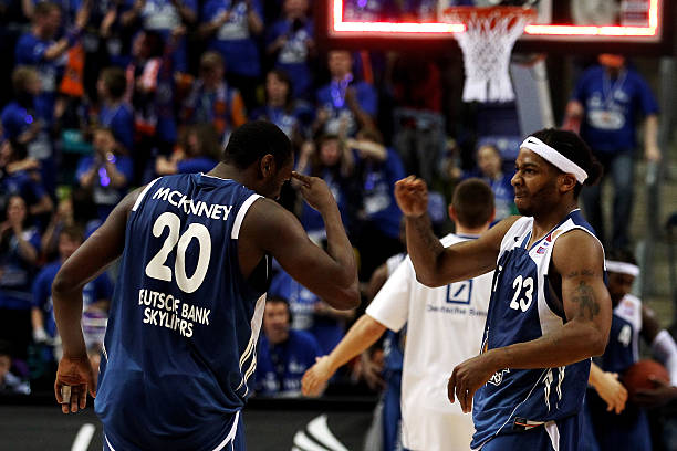 中场压迫 中场压迫