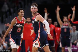 短传和无球 短传和无球